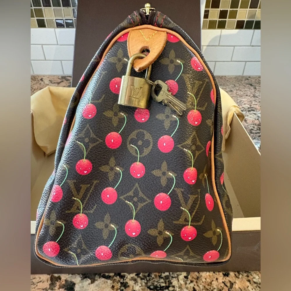 Louis Vuitton Monogram Cerises Speedy 25 - Picture 6 of 15